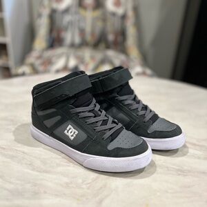 DC High Top Sneakers